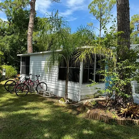 Venice Bungalow-2